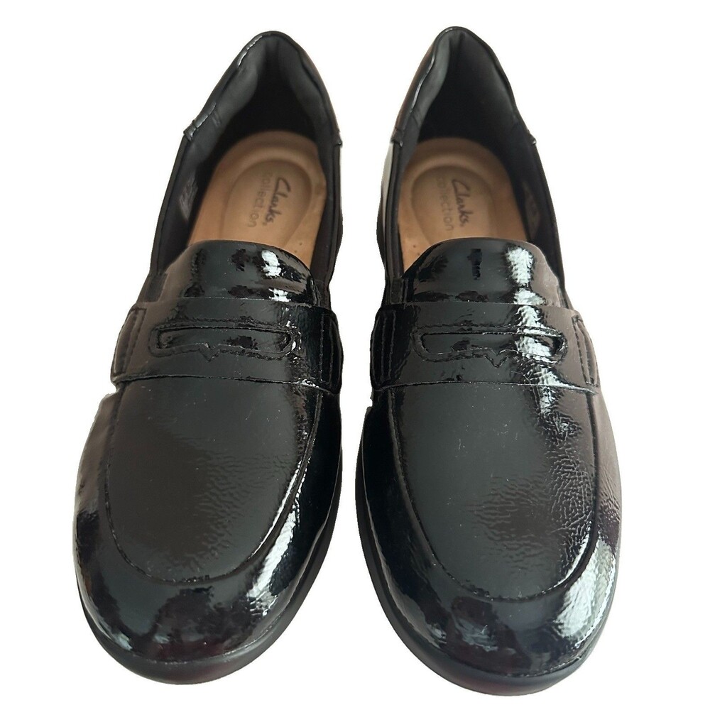 Clarks ELLOWYN PENNY Size 10 Wide Women's Black Patent Leather Loafers